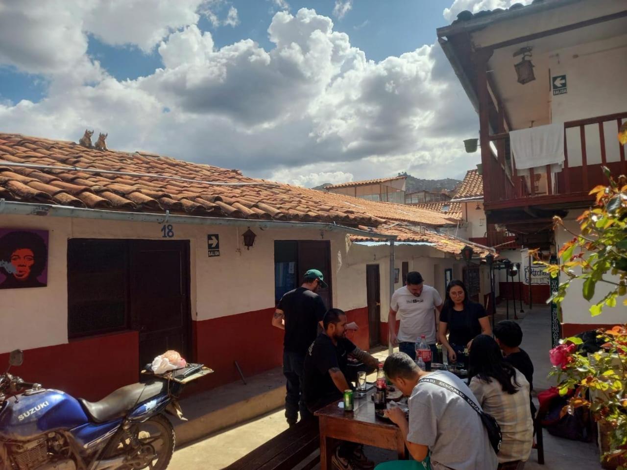 Hostel Rivendell Cuzco Exterior photo